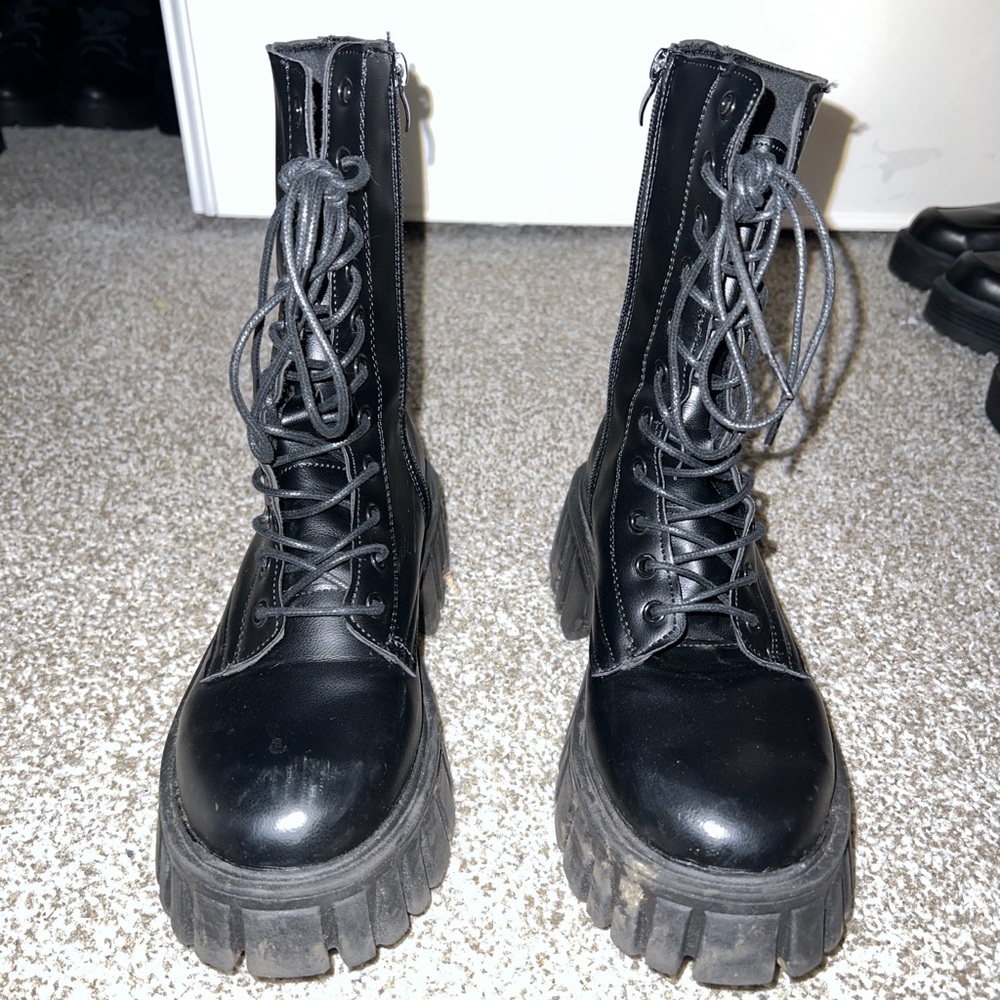Black Combat Boots, size 40 (9)